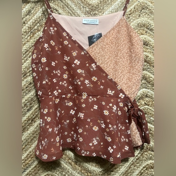 Anthropologie Paper Crane Junior's Double Print Faux Wrap Peplum Top,Size M,NWT - Picture 2 of 10